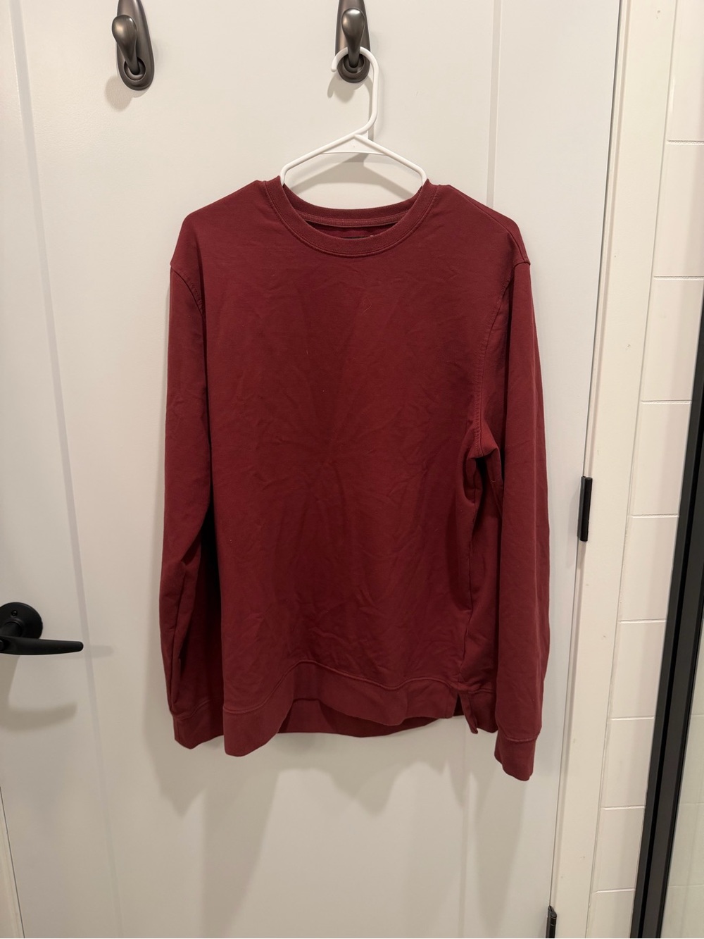 Cuts Clothing Men's Crewneck Sweatshirt - Burgundy